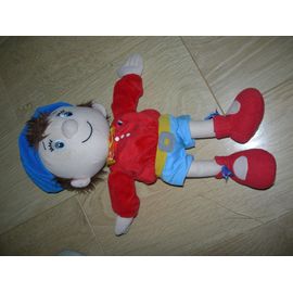 Personnage Oui Oui parle anglais - chiffres et jours de la semaine ...