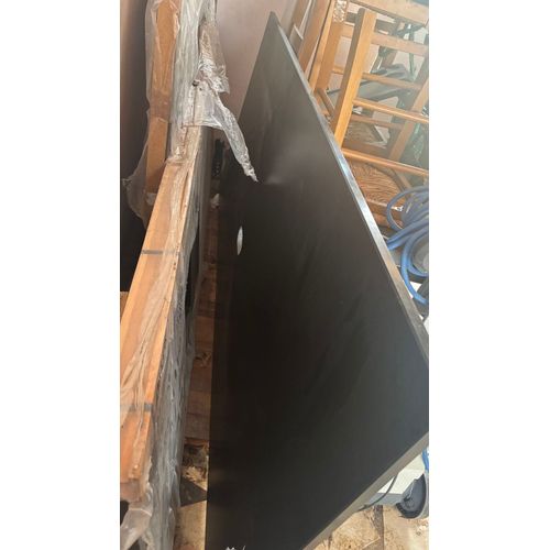 Plan De Travail Avec Trou Dvier En Quartz Plus Ilot En Quartz