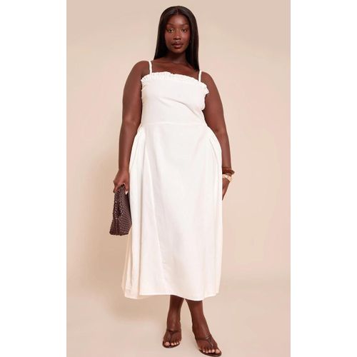 Plus Robe Mi-Longue Texture Blanche  Bretelles Tresss Et Dtails En V Sur La Taille, Blanc