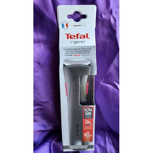 Poigne Amovible Tefal Ingenio, S'utilise Avec Les Casseroles, Woks Et Poles Tefal Ingenio. Ultra Sure. Se Clipse Sur Les Ustensiles. Systme Scurit 3 Points, Supporte 10 Kg