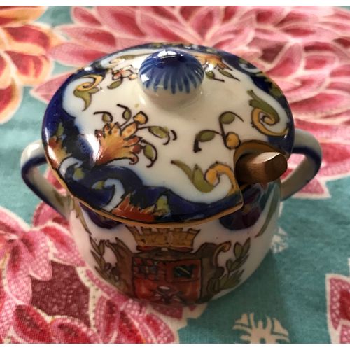 Pot  Moutarde En Faience Peinte  La Main Go Martel Numrote Et Signe Grey Poupon Dijon Dijon Avec Sa Cuillre En Bois D'olivier