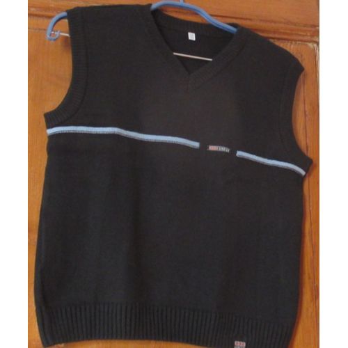 Pull Pour Garon-Encolure En V Sans Manches-Noir Avec Liser Bleu Sur La Poitrine-Here There Cool By C&a Modle 332 Classic Wear-Taille 146/152cm-50%Coton/50%Acrylique-Ancien Mais Jamais Port