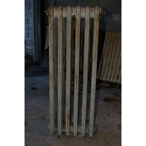 Radiateur en fonte 4 colonnes 6 lments