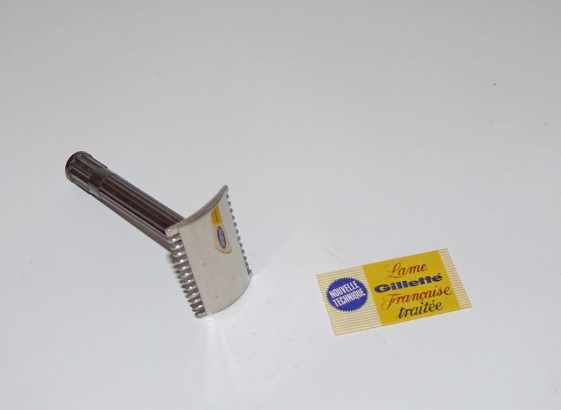 ancienne lame de rasoir