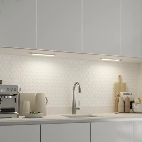 Rglette Sous Meuble  Dtection Menezes Led Intgre Blanc Neutre Ip20 330lm 6.5w L.28,5xl.4,2xh.1cm Chrome Goodhome