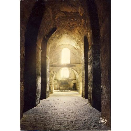 Saint Emilion, L'glise Monolithe Ou Souterraine, La Nef Centrale Avec Les Autels De Faade