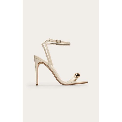 Sandales  Talons Aiguilles Hauts En Pu Crme  Bout Carr Et Dtails Mtalliques, Crme - 41