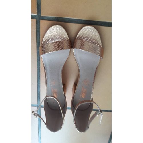 Sandales Dore S Talon Cuir Pied Large Sensible Tres Confortable Style Reptile Lanire Wide Fit Faon Serpent Bride Chaussures Glamour Neuf Or Rose Brillant 40 Femme Soire Crmonie Mariage