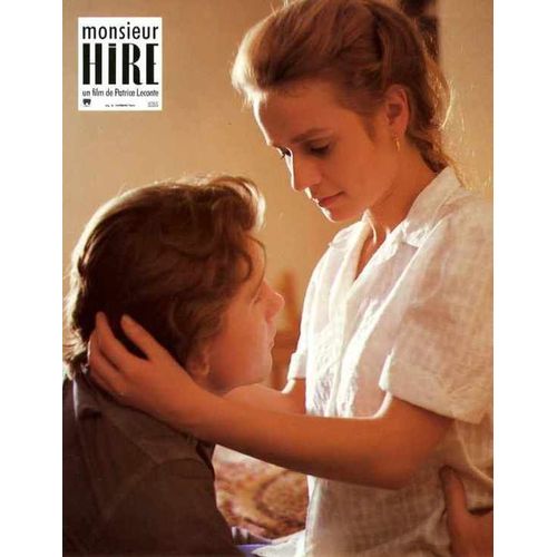 Sandrine Bonnaire, Monsieur Hire : Photo D'exploitation Cinmatographique - Format 20x30 Cm - De Patrice Leconte, Avec Michel Blanc, Sandrine Bonnaire, Luc Thuillier, Andr Wilms - 1989