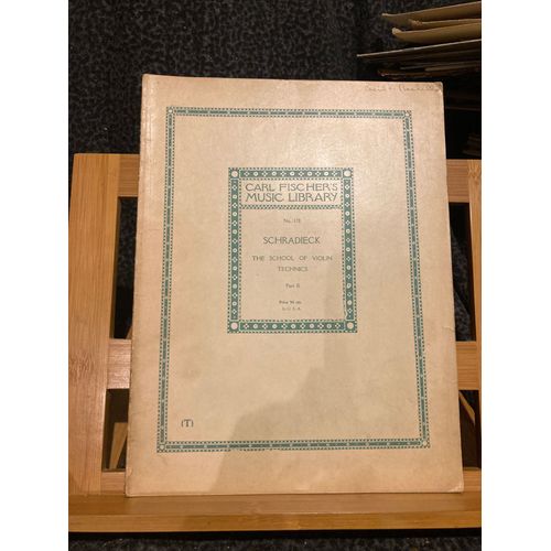 Schradieck The School Of Violin Technics Part. 2 Partition ditions Carl Fischer