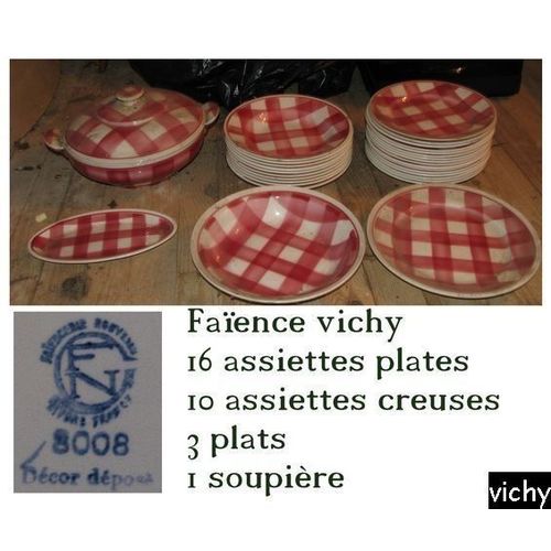 Service De Table Ancien En Faillance (Motif Vichy)