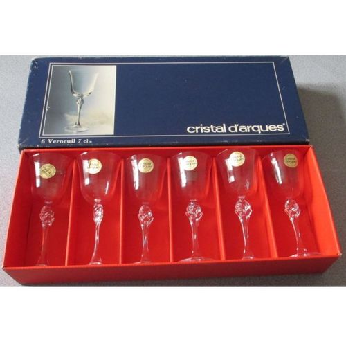 Six Verres  Pied De 7cl En Cristal DArques - Modle Ancien Verneuil - Avec Leur tiquette -Rangs Dans La Boite DOrigine En tat Correct Car Stocke En Sous-Sol Depuis 1988-Cristallerie J.G. Durand