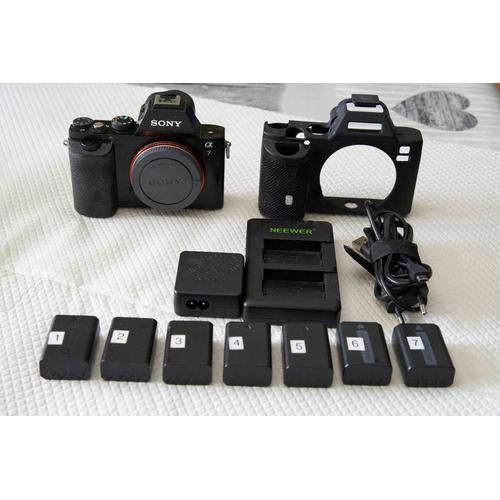 SONY A7 24.2 mpix + 7 BATTERIES + PROTECTION SILICONE
