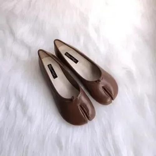 Tabi-Mocassins En Cuir Microcarence Pour Femme,Chaussures Plates Confortables,Pantoufles Fendues,Mocassins Astronomiques Souples,Mocassins Trotter Pour Dames,2024