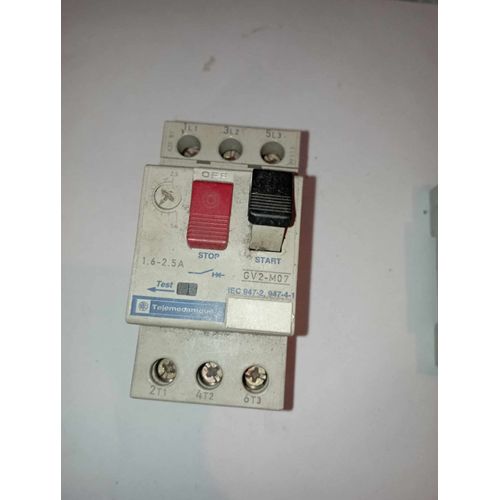Telemecanique Gv2 M07 - Disjoncteur Moteur Gv2me 1.6  2.5a - 3p 3d