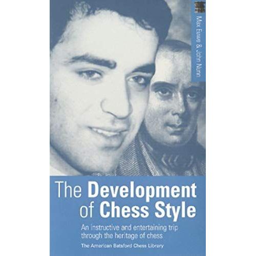 The Development Of Chess Style   de Max Euwe  Format Broch 