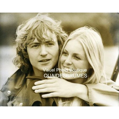 The Ragman's Daughter: Jeu De Photos Argentiques D'exploitation Cinmatographique - Format 20x25.5 Cm - De Harold Becker Avec Simon Rouse, Victoria Tennant, Patrick O'connell, Leslie Sands - 1972