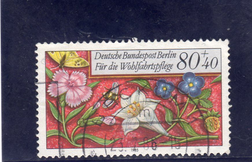 Timbre-Poste De Berlin Ouest (Enluminure DUn Livre DHeures : Fleurs, Fraise, Bourdon Et Papillon)