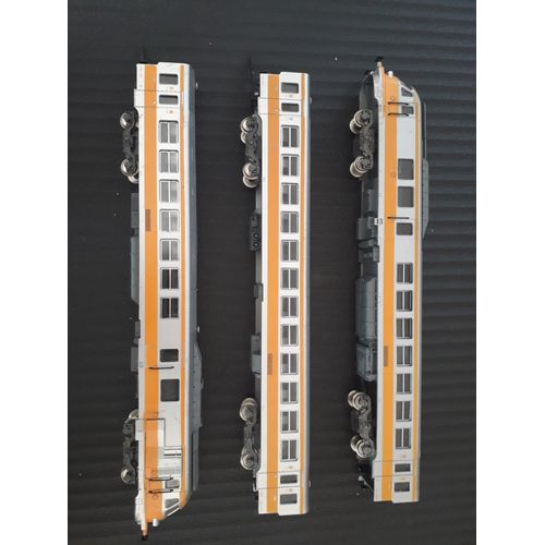 Train lectrique Avec 2 Wagons Jouf Ho Tbdu 2047