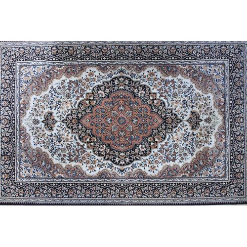 Trs Beau Tapis Laine Tissage pais