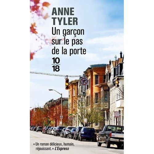 Un Garon Sur Le Pas De La Porte    Format Poche 