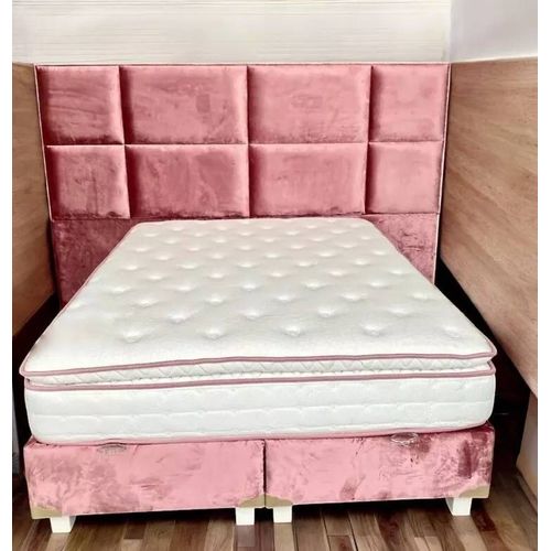 Un Grand Lit Double Capitonn Rose En Daim Avec Coffre De Rangement Neuf