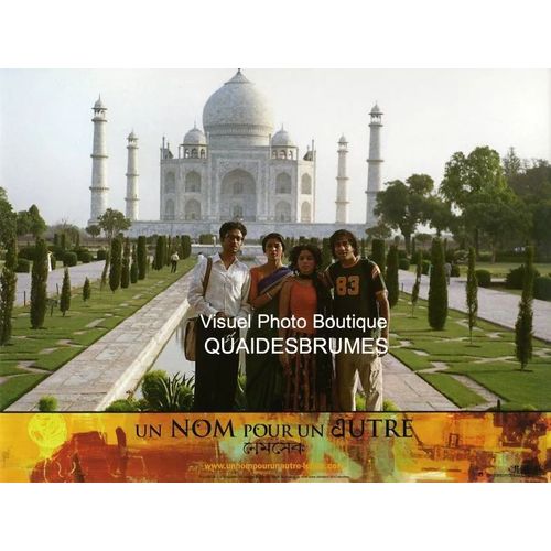 Un Nom Pour Un Autre - The Namesake: Photo D'exploitation Cinmatographique - Format 21x28 Cm - De Mira Nair Avec Kal Penn, Irrfan Khan, Tabu, Jacinda Barrett, Zuleikha Robinson, Brooke Smith - 2006