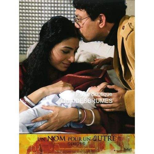 Un Nom Pour Un Autre - The Namesake: Photo D'exploitation Cinmatographique - Format 21x28 Cm - De Mira Nair Avec Kal Penn, Irrfan Khan, Tabu, Jacinda Barrett, Zuleikha Robinson, Brooke Smith - 2006