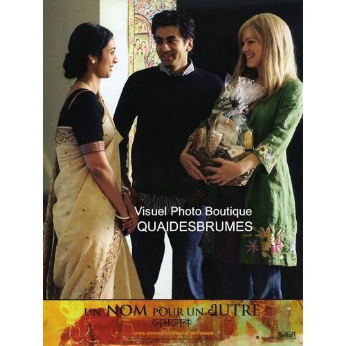 Un Nom Pour Un Autre - The Namesake: Photo D'exploitation Cinmatographique - Format 21x28 Cm - De Mira Nair Avec Kal Penn, Irrfan Khan, Tabu, Jacinda Barrett, Zuleikha Robinson, Brooke Smith - 2006