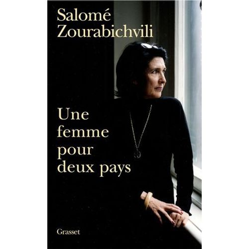Une Femme Pour Deux Pays  