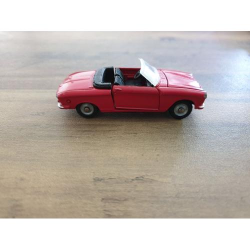 Vhicule Dinky Toys, Peugeot 204 Cabriolet Ref 511