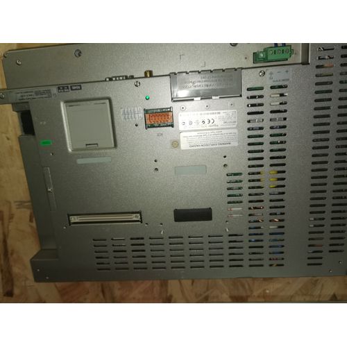 vends afficheur Schneider Magelis XBT GT 7430