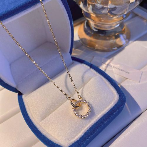 Version Corenne Du Collier En Acier Au Titane De Style Ins Filles Pendentif Chane De Clavicule Perle Niche Polyvalente Haut Sens Avec Accessoires-X773 Collier Cercle D'or