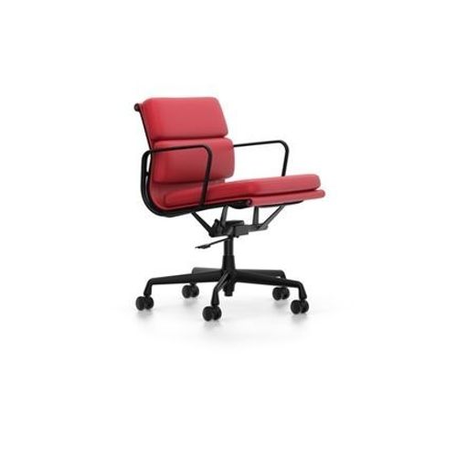 Vitra - Chaise En Aluminium - Soft Pad - Ea 217 - Noir Profond - Cuir Rouge - Roulettes Pour Sols Durs  - Rouge