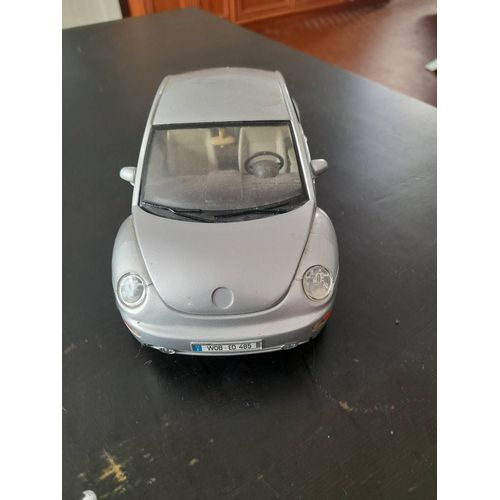 Voiture Collection New Beetle 1/18