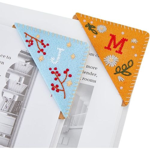 Ytseazn-2 Styles Marque-Page D'angle Brod  La Main Marque-Page De Coin En Feutre Cousu  La Main Marque-Pages De Broderie De Lettre De Fleur Mignonne Marque-Pages Triangulaires Mj