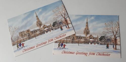 Deux Cartes Postales Avec Une Vue De La Cathédrale De Chichester (West Sussex) Enneigée Et Des Petits Personnages Colorés- Mention Christmas Greetings From Chichester-12x17cm - Rapportées D'angleterre