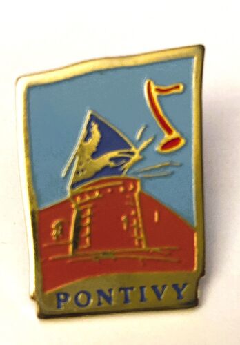 Pins Ville Pontivy Chateau / 56 Morbihan