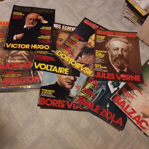 Lot De 35 Revues Grands Ecrivains Choisis Par L' Académie Goncourt