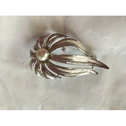 Lot De Bijoux Fantaisie - À Porter Ou Pour Déguisement Ou Théâtre Etc ....