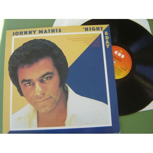 Disque 33 Tyours / Johnny Mathis " Night & Day" Cbs 1980