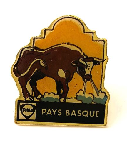 Pins Carburants Fina / Region Pays Basque Taureau