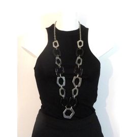 Collier/ Sautoir En Métal Argenté Et Maillons En Plastique Noir Gris
