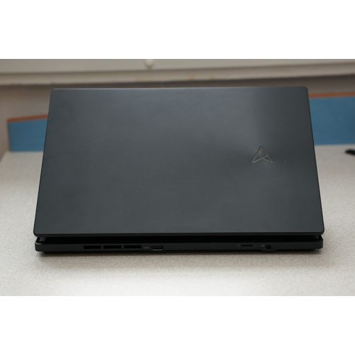 Asus Zenbook OLED UX8402ZA-M3123W - 14.5" Intel Core i7 - Ram 16 Go - SSD 512 Go - Noir