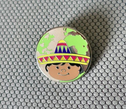 Pins Disney. Chapeau Mexicain. Série "It's A Small World" 2009. Mexique, Amérique Centrale. Mickey Numéro 2/6. Officiel Pin Trading 2009