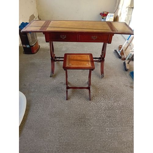 Bureau Style Anglais Dessus Cuir Et Son Tabouret Très Bonne État Prix 500 E