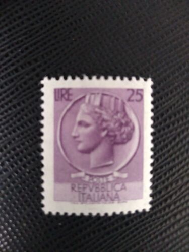 Timbre Italie Yt 999 Pièce De Monnaie De Syracuse 1968 ( 040109 )