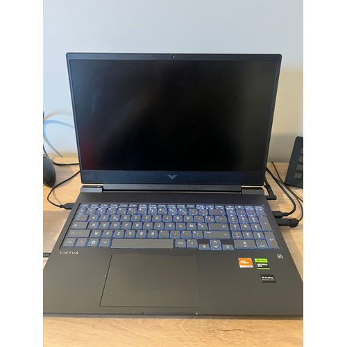 HP Victus 16-s0016nf - 16" AMD Ryzen 5 7640HS - 4.3 Ghz - Ram 40 Go - DD 512 Go