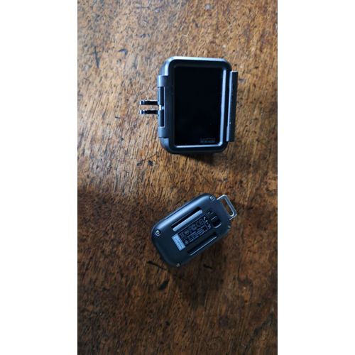 Camera numérique Go pro 5 + télécommande + accessoires