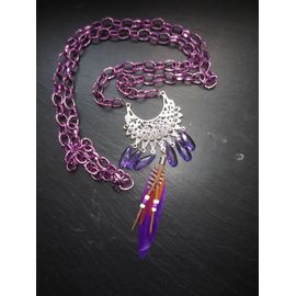 Sautoir Violet Avec Plume